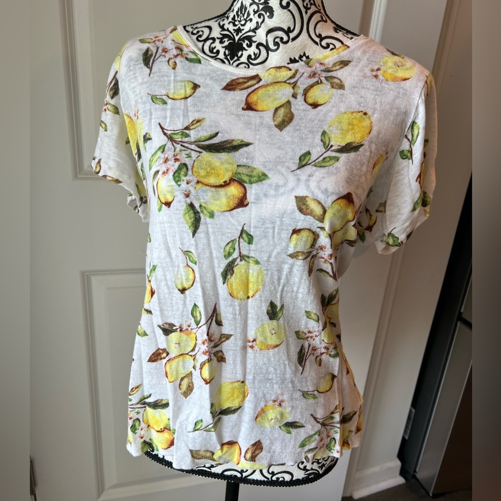 Cynthia Rowley Lemon Pattern Short Sleeve Top. 1X